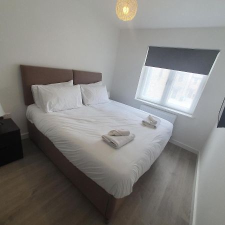 Lovely Home Close To City Center & Rail Station Chesterfield Kültér fotó