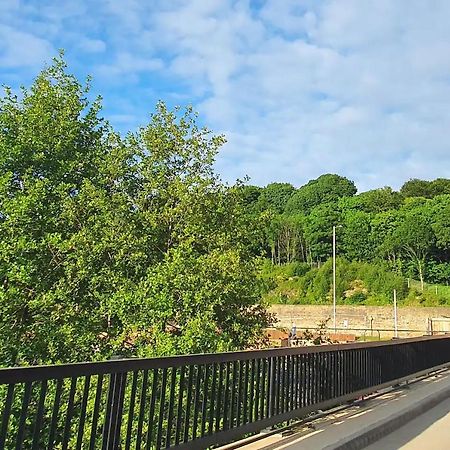 Lovely Home Close To City Center & Rail Station Chesterfield Kültér fotó