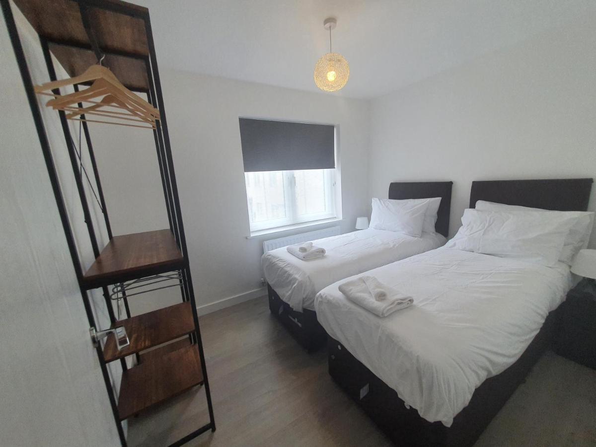 Lovely Home Close To City Center & Rail Station Chesterfield Kültér fotó